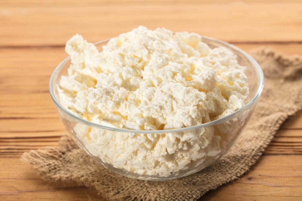 A Step-by-step Guide on How to Make Cottage Cheese at Home