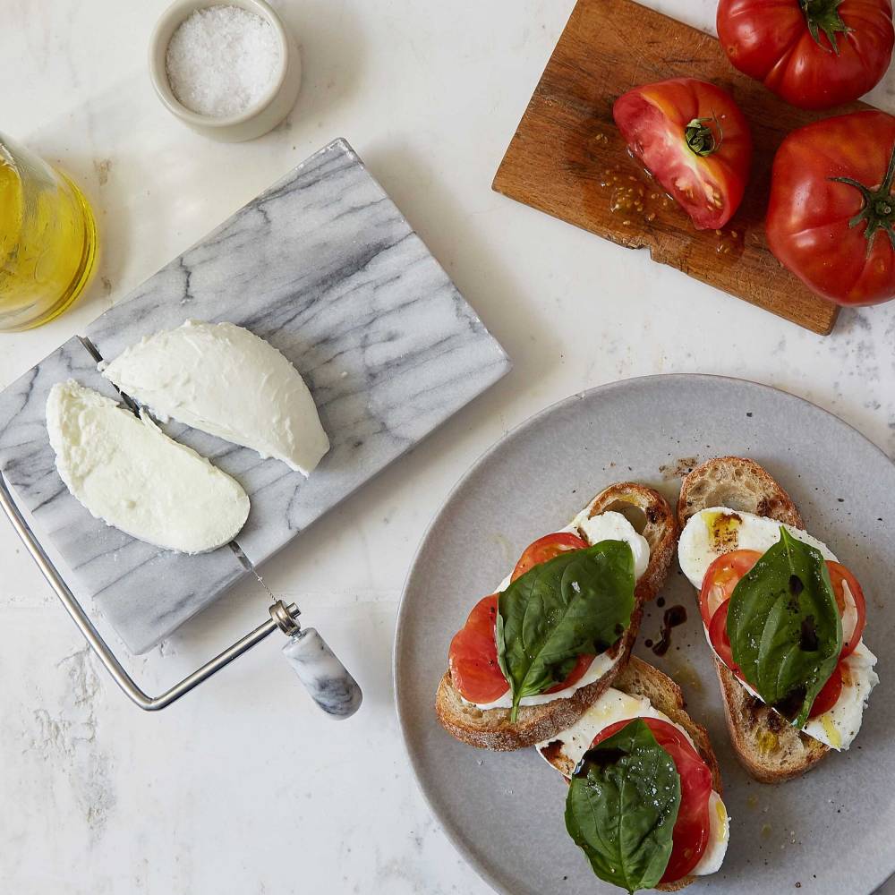 What Pairs Well With Mozzarella di Bufala?