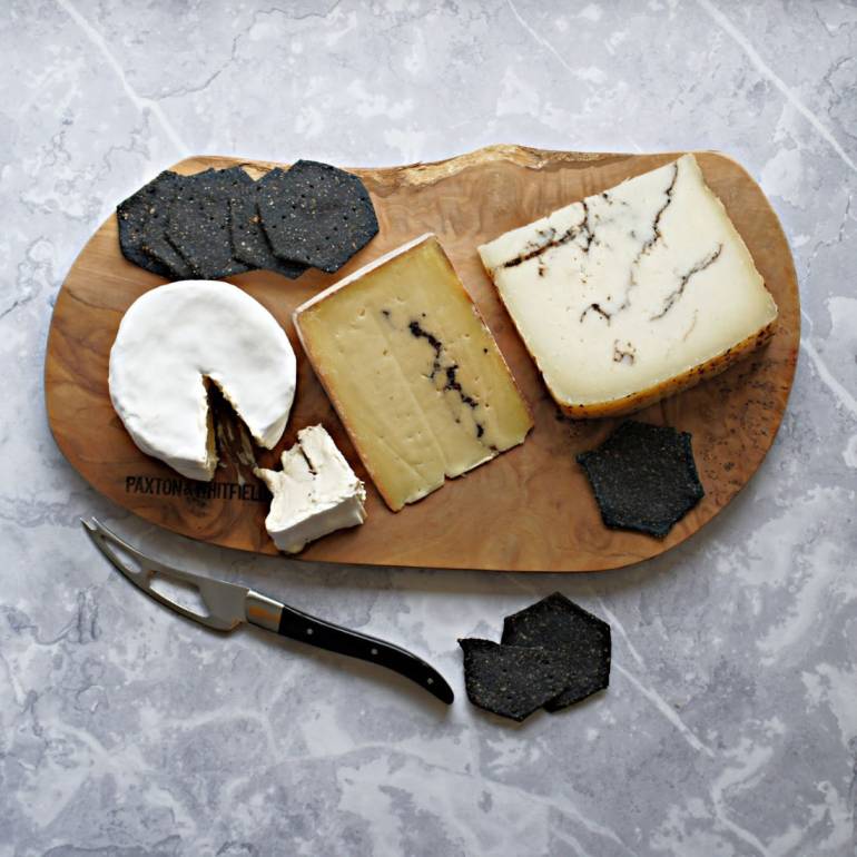 How to Eat Truffle Cheese? 
