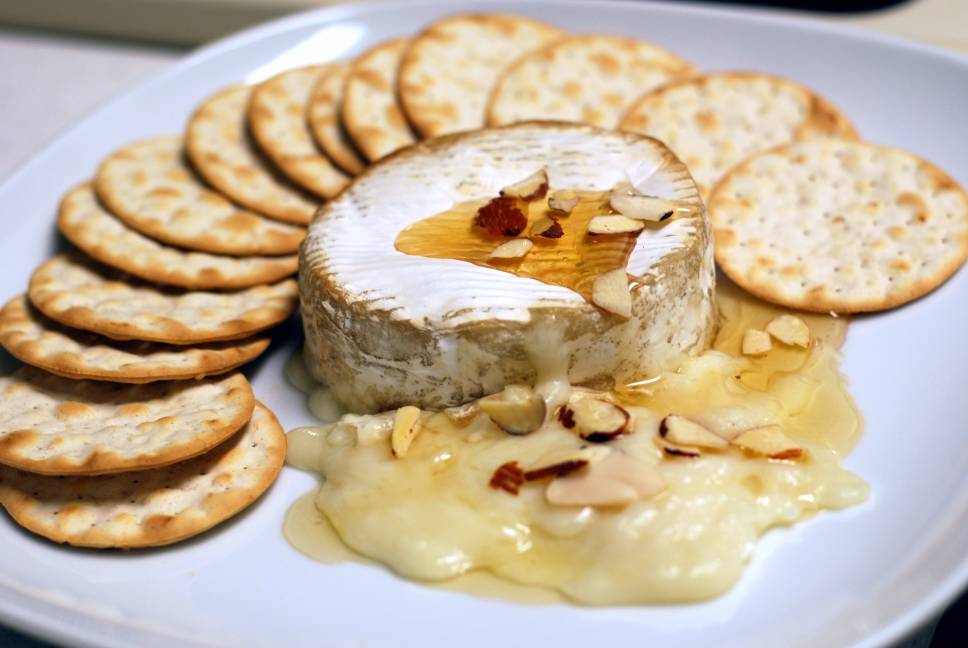 What Pairs Well With Goat Brie?